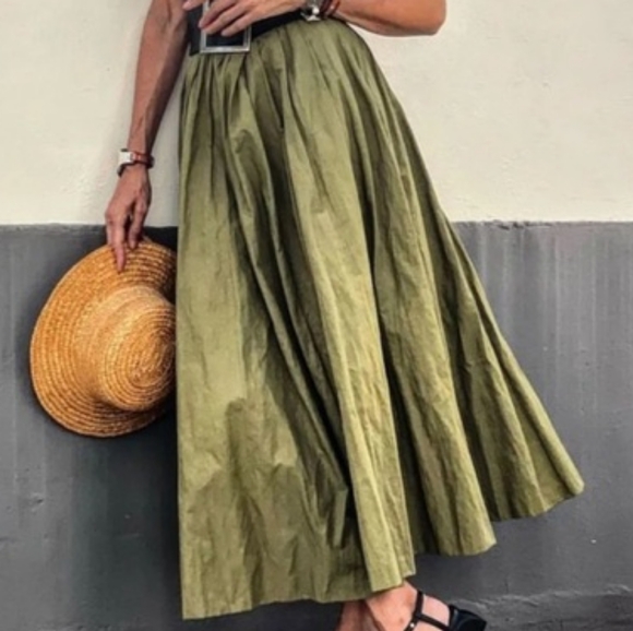 Zara Outfit Set Wrinkled Cropped Jacket + Full Skirt Zara Collection Green BNWT - Picture 3 of 13